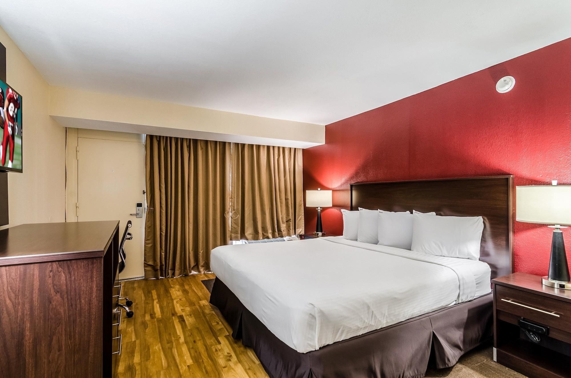 Red Roof Inn Plus+ Wichita East Kültér fotó