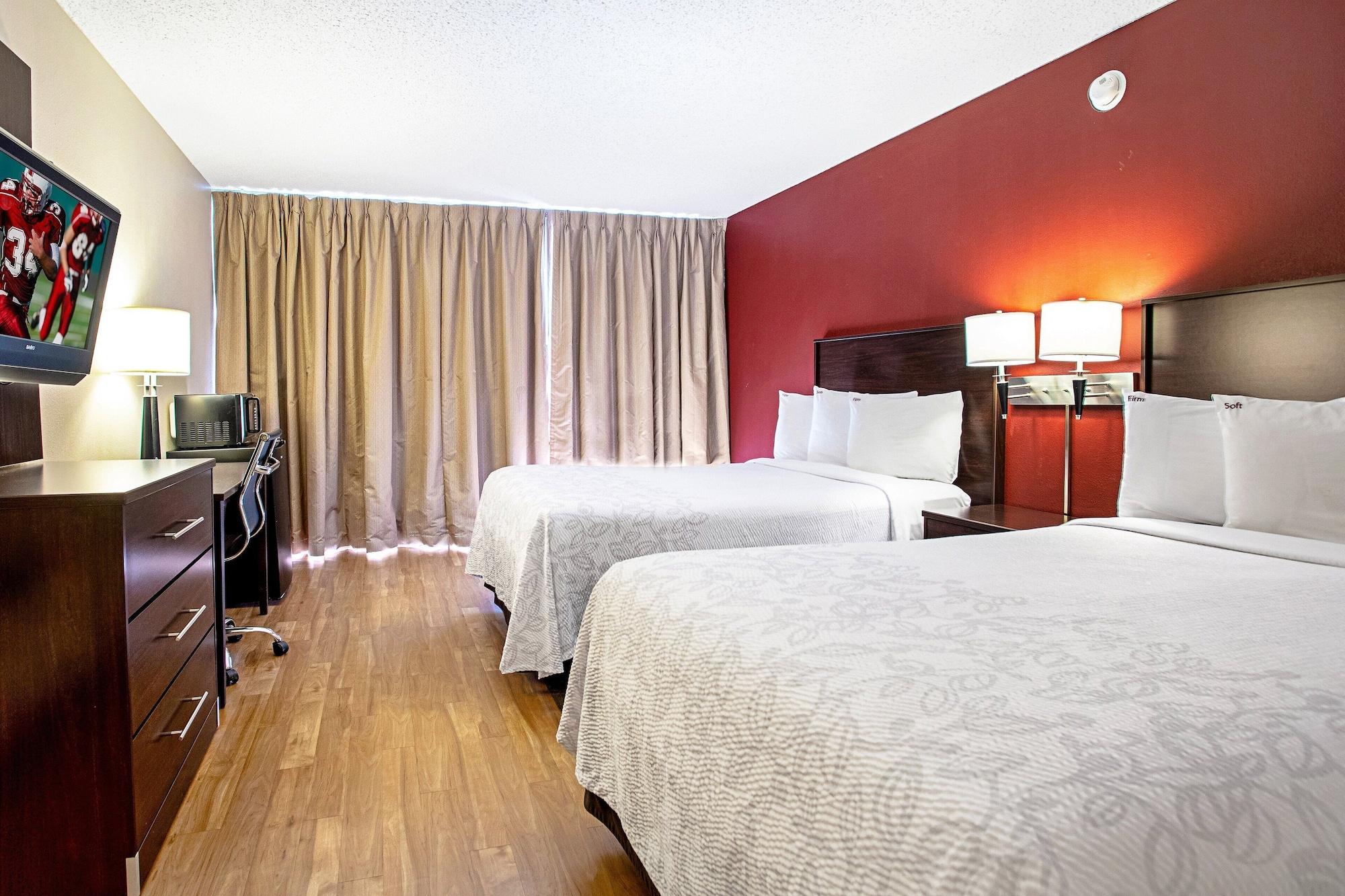Red Roof Inn Plus+ Wichita East Kültér fotó
