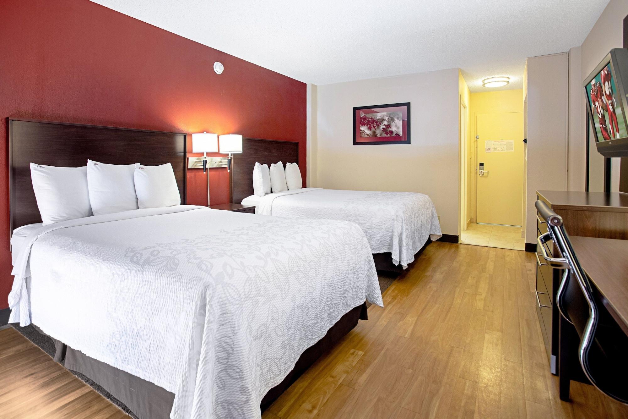 Red Roof Inn Plus+ Wichita East Kültér fotó
