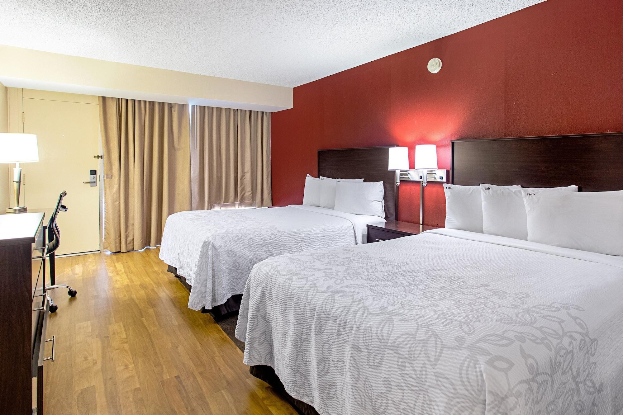 Red Roof Inn Plus+ Wichita East Kültér fotó