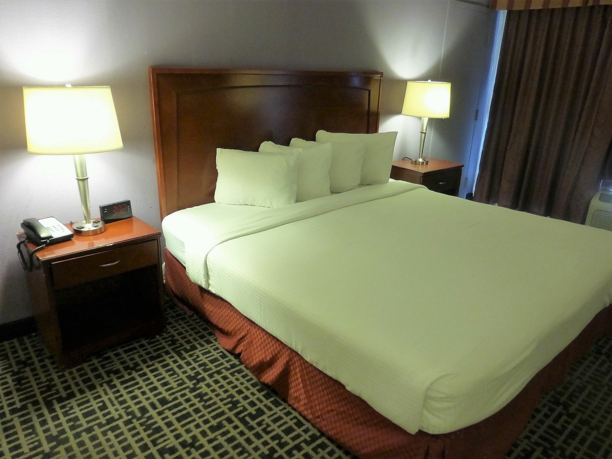 Red Roof Inn Plus+ Wichita East Kültér fotó